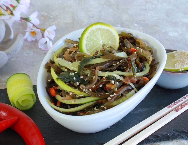 Wakame-cucumber salad